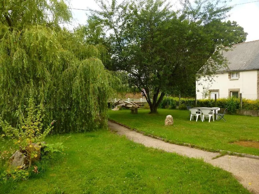 Villa Belle Maison Familiale Dans La Campagne Bretonne La Croix-Hellean France