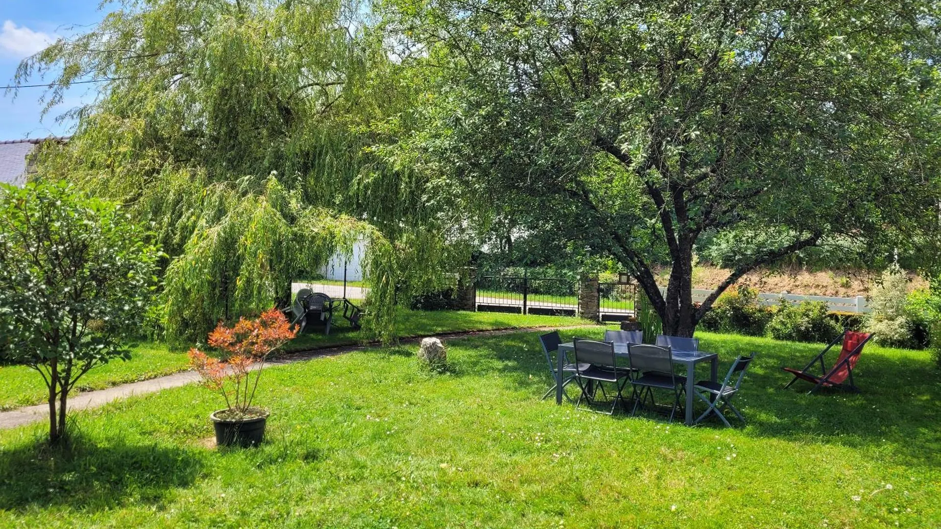 Villa Belle Maison Familiale Dans La Campagne Bretonne La Croix-Hellean